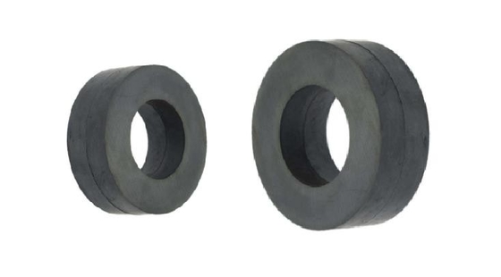 Kundengebundene Hochleistung Ring Ferrite Magnet Charcoal Gray für DC-Motor