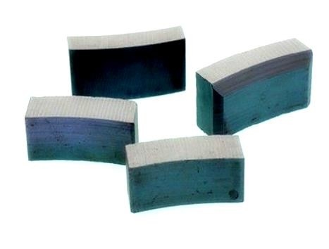 Ferrit-Stabmagnet-Holzkohlen-Gray Tile Or Arc Segment-Form SrO 6Fe2O3