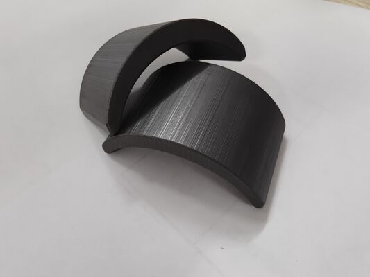 Y30BH gesinterter Ferrit-Segmentmagnet 60 mm Außendurchmesser für BLDC-Motorrotor OEM Custom