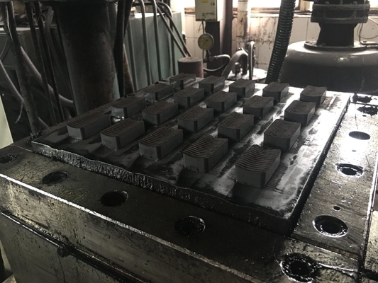 Kundengebundener Stall-allgemeiner anisotroper gesinterter Ferrit-Magnet für Generatoren