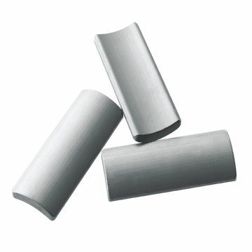 Fliesen-Bogen gesinterte Ferrit-Magnet-Klimaanlage SrO 6Fe2O3