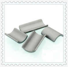 Soem-Ferrit-Segment-Magnet für Sitzer-Bewegungsharte Art Bogen-Blatt-Form