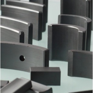 Holzkohlen-Gray Sintered Ferrite Magnet Soem-Fenster-Ferrit-Bewegungsmagneten